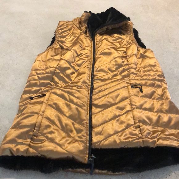 North Face Vest - Picture 2 of 4